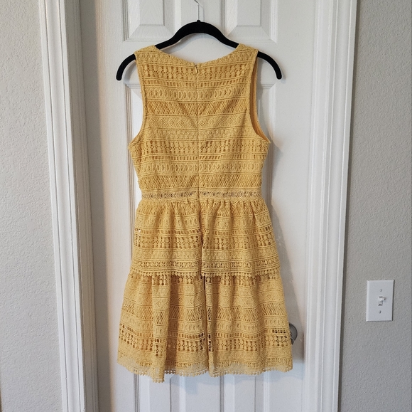 Mustard Yellow Lace Dress - Picture 3 of 3